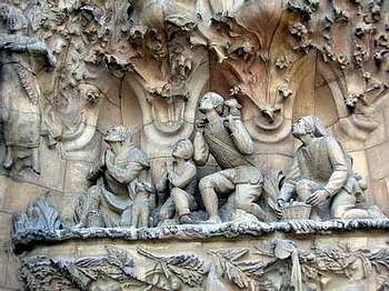 Figuren und Reliefs Sagrada Familia Barcelona