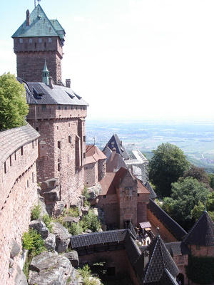 Elsass: Schloss Hochkönigsburg im Elsass